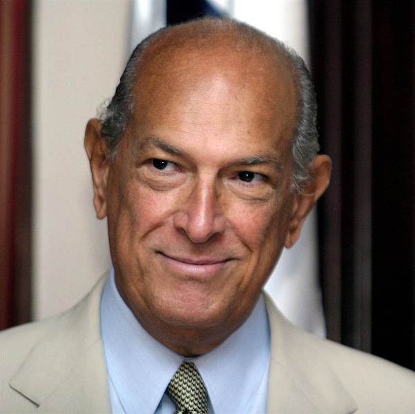 Oscar De La Renta projektant