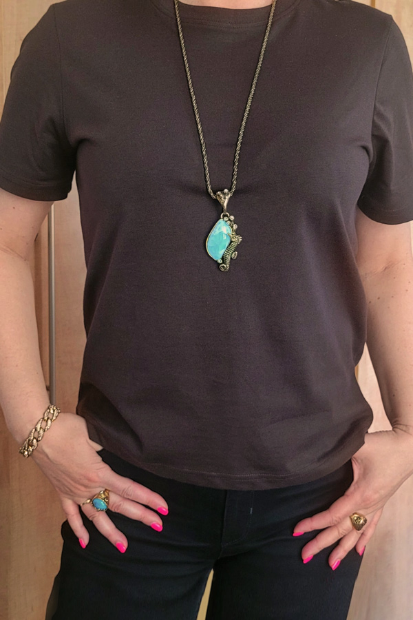 ZANURZONA W BŁĘKICIE