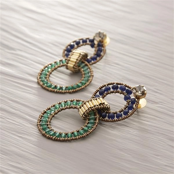 JARDÍN BRASILEÑO. Pendientes colgantes de cuentas 