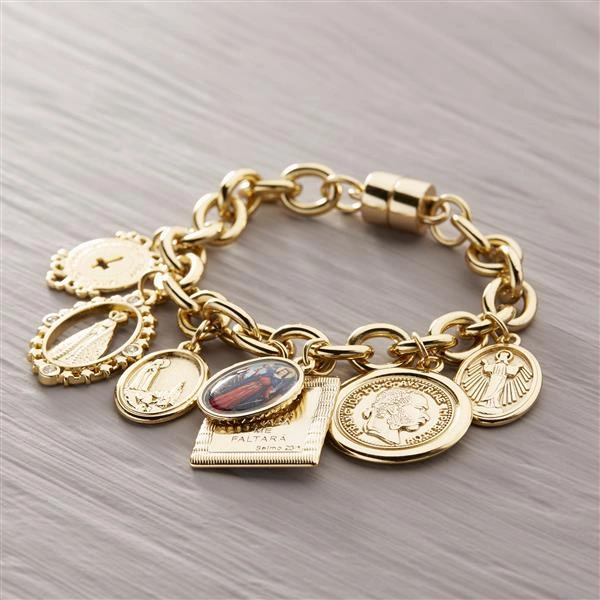 ZUMBAN AMABLE. Pulsera con colgantes