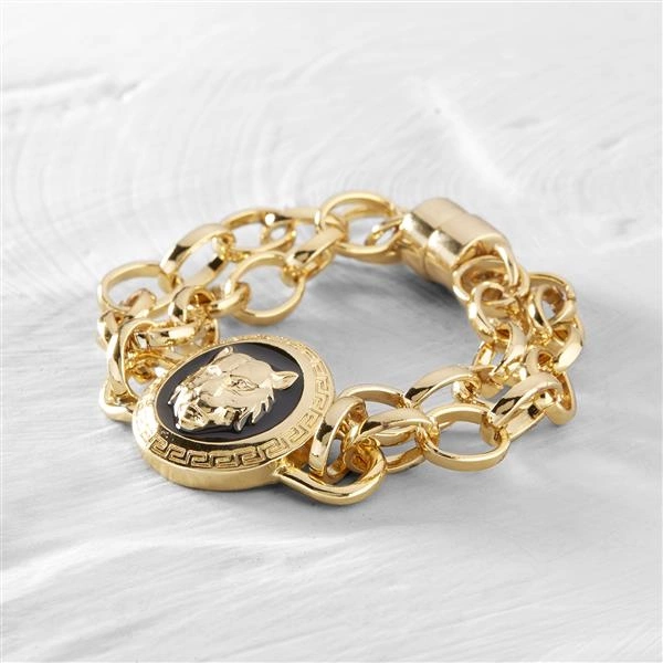 LADY GAGA. Pulsera con un lobo negro