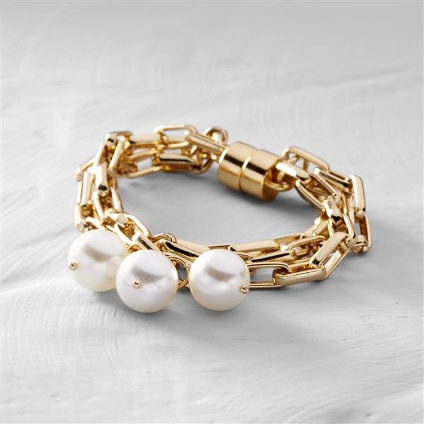 PONME ESTO. Pulsera de cadena con perlas