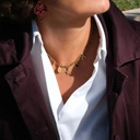 Kolczyki z motywem kwiatów z kryształami w tonie cabernet. LUCE DEL NORD