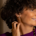 CAFÉ FRANCÉS. Pendientes tachuelas con perlas