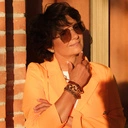 Pozłacana bransoletka z cienkim brązowym rzemykiem. SPLOT ZDARZEŃ