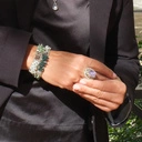 Posrebrzany pierścionek z fioletowym kryształem. KSIAŻĘCY