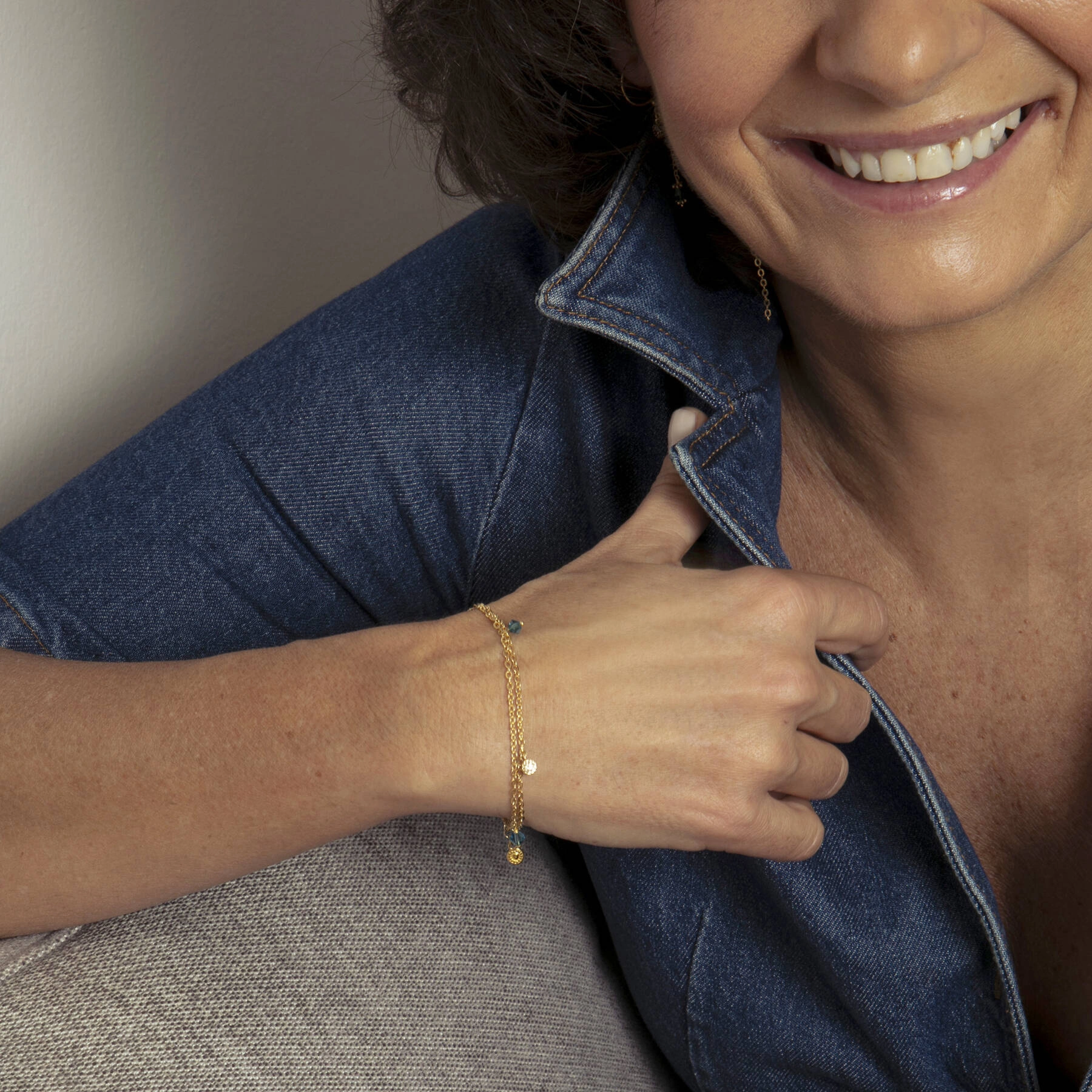 Bransoletka na podwójnym łańcuszku z kryształkami. BUKIECIK IRYSÓW