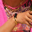 Krótki naszyjnik łańcuch z prostokątnymi ogniwami. KADRY POWIETRZA