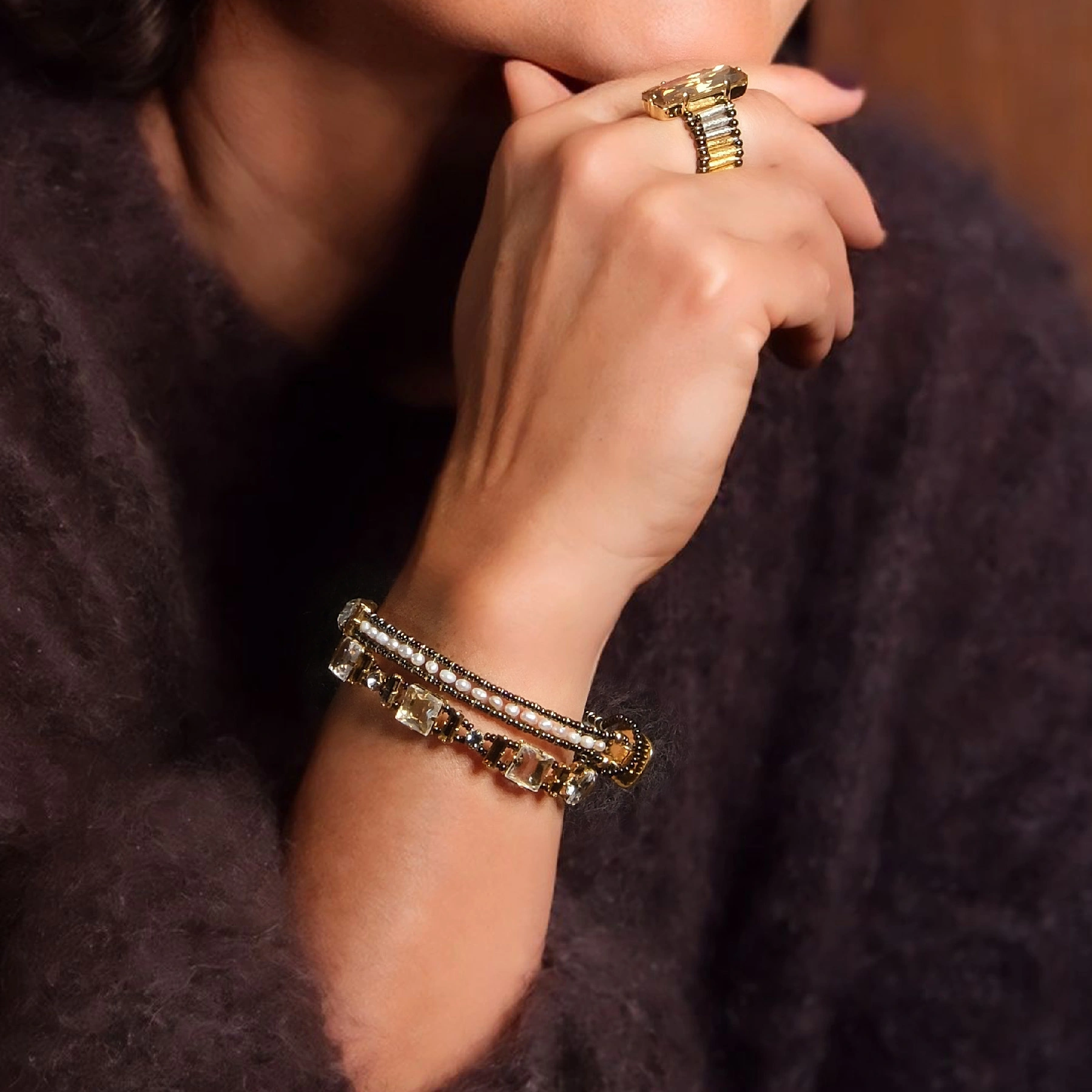 Pierscionek w złocie i srebrze z szampańskim kryształem. TOAST W SAO PAULO