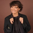 Pozłacane kolczyki krzyże z czerwonymi kryształkami. WIŚNIOWE KRYSZTAŁY