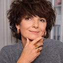 Złocony pierścień z okrągłym czerwonym agatem. CZERWONA PUSTYNIA