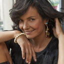 Pozłacana bransoletka z białych pereł w oprawach. CZARUJĄCO