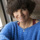 Długie kolczyki wiszące z mlecznymi cyrkoniami. JENNY