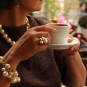 Bransoletka ze szklanymi perłami w kolorze szampana. ZŁOTE ZBIORY