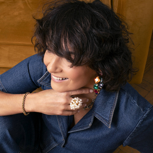 REGLAS NUEVAS. Una pulsera delicada con cristales