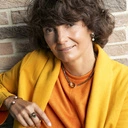 Wiszące kolczyki z głową lamparta i naturalną perłą. LAMPARTY Z PERŁĄ