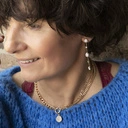 Długie kolczyki wiszące z mlecznymi cyrkoniami. JENNY