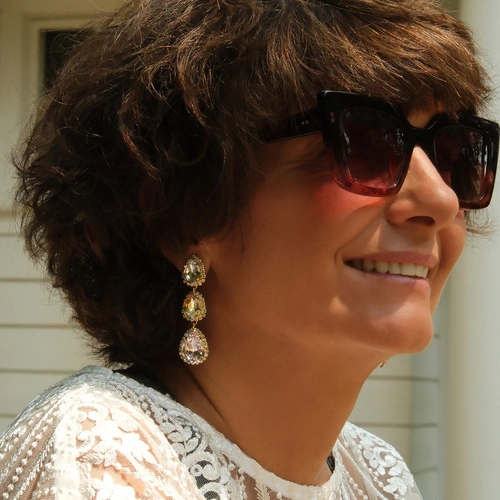 Pozłacane kolczyki wiszące z kryształami i cyrkoniami. SŁODKI TAMAR