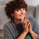 Złocony pierścień z owalnym zielonym kwarcem. HARCE Z KWARCEM