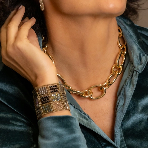 Naszyjnik choker z dużego, pozłacanego łańcucha. OD GUCCIEGO