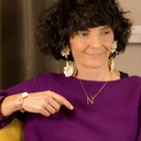 Złoty wisiorek na łańcuszku z zawieszką z literką N. N - NIEZAPOMNIANA