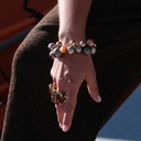 Złocony pierścień z owalnym kamieniem słonecznym. PALONY KARMEL