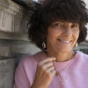 Pozłacany naszyjnik na łańcuszku z małymi krzyżami. PUNKOWY