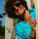 Krótki pozłacany naszyjnik z emaliowanymi rozgwiazdami. MORSKA KONSTELACJA