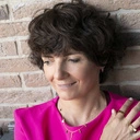 Krótki naszyjnik krawatka z zawieszkami łezkami. UNOSI MNIE