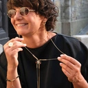 Długi pozłacany wisior na łańcuszku z kryształkami. NOWY DZIEŃ