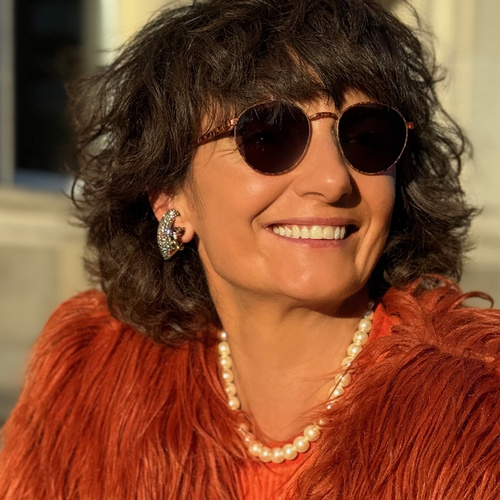 BUENOS DESEOS. Pendeintes delicado con cristal.