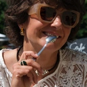 Sztywny naszyjnik z dwiema głowami żyraf z cyrkoniami. LUSTRZANE ODBICIE