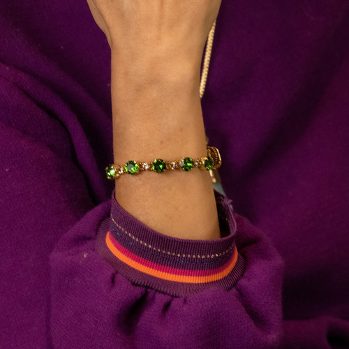 Myślę o Bali.Bransoletka z opalowozielonymi kryształkami