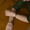 Złota bransoletka z ekoskórą z włosiem à la dziki kot. WILD AFRICA LIGHT