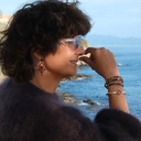 Złocona bransoletka z kwiatem w kolorze czerwonej dalii. CZERWONA DALIA