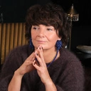 Naszyjnik z kobaltowych koralików i łańcuszka. KOBALT W SŁOŃCU