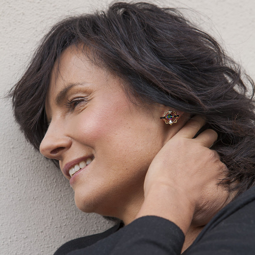 Natura skarabeusza. Kolczyki wkrętki