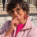 Długie kolczyki wiszące z brzoskwiniowymi płatkami. DOTYK MOTYLA