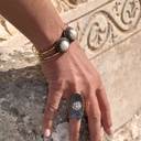 Bransoletka z perłami i diamentowymi łańcuszkami. PERŁY W GNIAZDACH