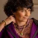 Krótkie wiszące kolczyki z kolorowymi cyrkoniami. MARZYCIELKA