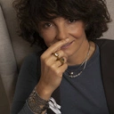 Duży mosiężny pierścionek z jasnym kryształem. LONG ISLAND