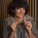 Oryginalny, otwarty pierścień wysadzany kryształkami. DWA PLUS DWA