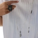 Delikatny srebrny naszyjnik z cyrkoniami i kryształem. WIOSNA W DANII