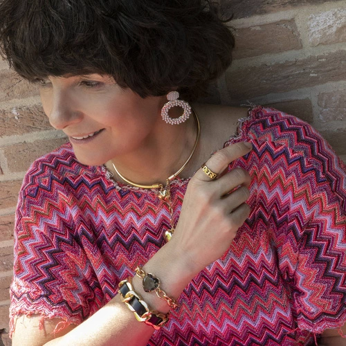 Krótkie kolczyki z perełek ze sztucznego tworzywa. MOJE ULUBIONE