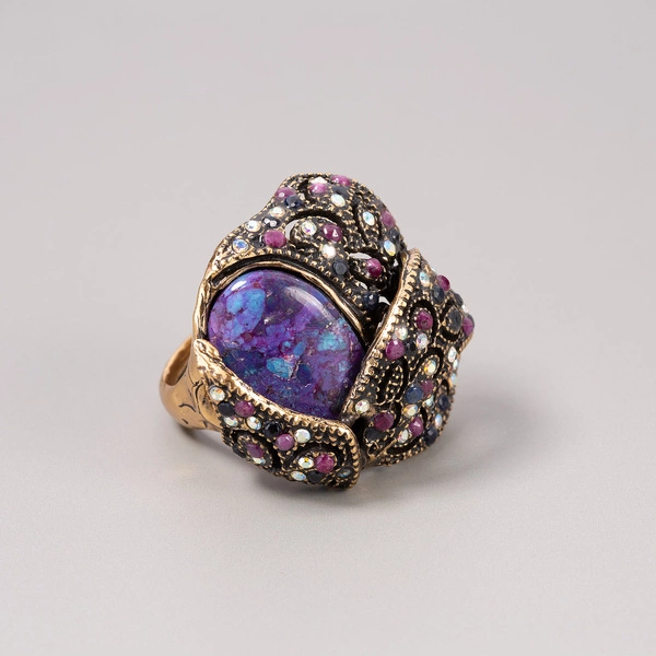 Złocony pierścionek z opalem, rubinami i kryształkami. NIEBO ORIENTU