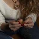 Złoty naszyjnik z łańcuszka z zawieszką szkatułką. MEDALION DLA MNIE