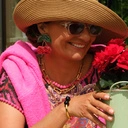 Krótki naszyjnik łańcuch z prostokątnymi ogniwami. KADRY POWIETRZA