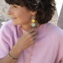 Naszyjnik z łańcuszka ozdobiony cyrkoniami. LEKKI