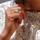 Sztywny pozłacany naszyjnik z głowami żyraf z cyrkoniami. DŁUUUGA SZYJA