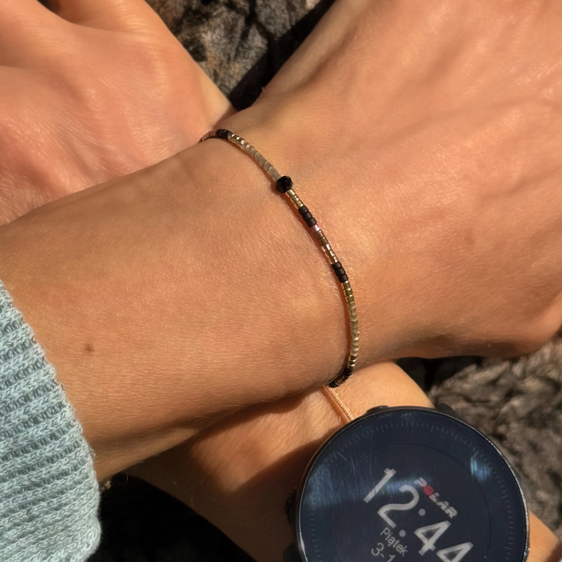 Bransoletka z paciorków Miyuki z akcentem z onyksu. HARMONIA PIĘKNA